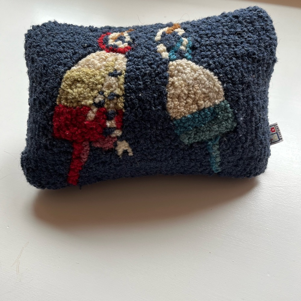 Chandler 4 Corners mini hooked pillow with buoys